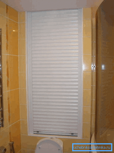 Roller shutter use