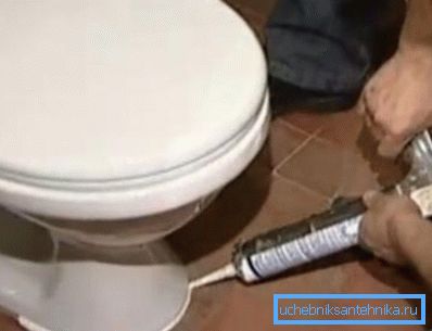 Using a special sealant for sealing gaps and tighter fixing Using a special sealant for sealing gaps and tighter fixing