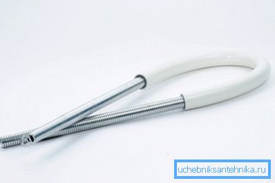 Using a special spring for the manufacture of radial parts. Using a special spring for the manufacture of radial parts.