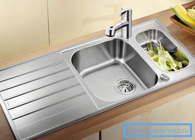 Product with two working offices. Product with two working offices.