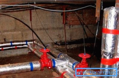 Insulation should be laid along the entire length of the pipeline. Insulation should be laid along the entire length of the pipeline.