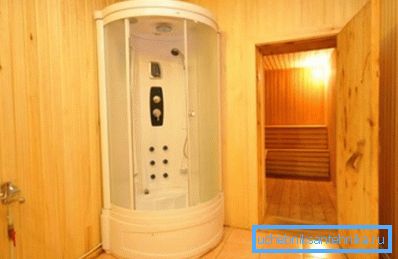 A shower cabin with a Turkish bath is an excellent option. A shower cabin with a Turkish bath is an excellent option.