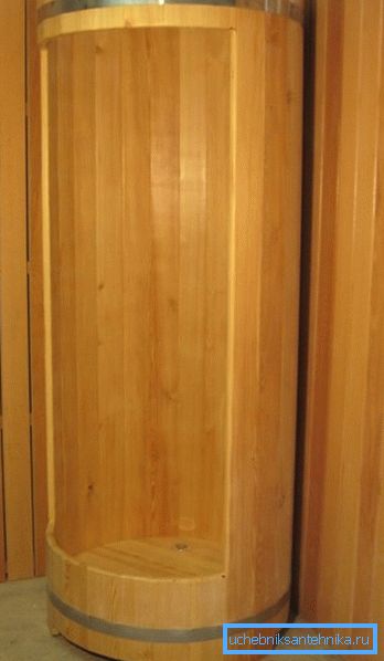 Larch cabins are resistant to moisture, so this material is so popular in the manufacture of shower cabins Larch cabins are resistant to moisture, so this material is so popular in the manufacture of shower cabins