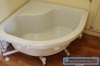 The quality of the support for the shower tray is extremely Note! The quality of the support for the shower tray is extremely Note!