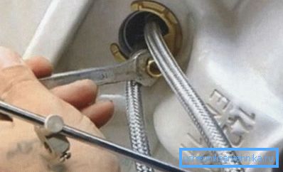 How to fix the mixer on the sink? For this there is a special kit - two studs, two metal washers of a special configuration and a gasket How to fix the mixer on the sink? For this there is a special kit - two studs, two metal washers of a special configuration and a gasket