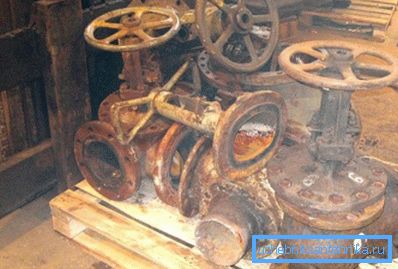V-bolts require periodic inspection and repair.