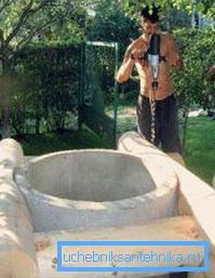 When the cap is removed, the clay castle was built and water tested, you can also do the exterior design with your own hands (photo 