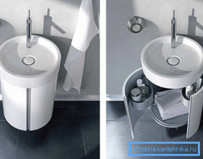 Compact bollard cylindrical shape. Compact bollard cylindrical shape.