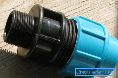 Compression fitting for conversion from polyethylene to polypropylene Compression fitting for conversion from polyethylene to polypropylene