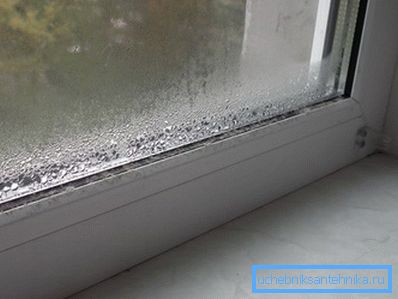 Condensation on the windows is a sure sign of insufficient ventilation. Condensation on the windows is a sure sign of insufficient ventilation.