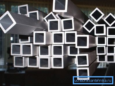 Designs from non-ferrous metals with a clear form.