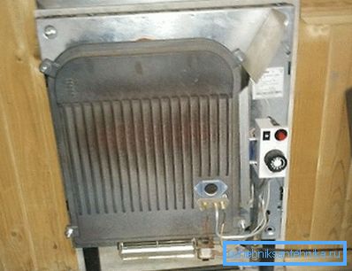 Convector with protective cover dismantled