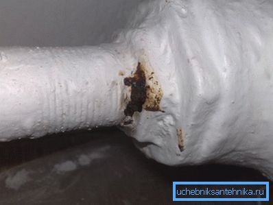 Corrosion can cause serious damage. Corrosion can cause serious damage.