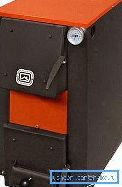 Boiler running on electricity and wood Boiler running on electricity and wood