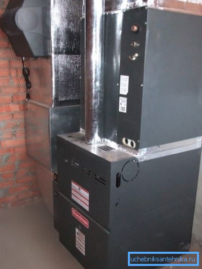 Boiler air heatingGoodman. Air is forced into the ducts forcibly. Boiler air heatingGoodman. Air is forced into the ducts forcibly.