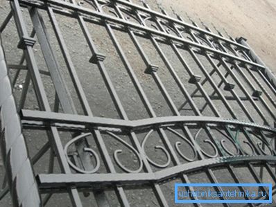 Forged products from the profile pipe crimped on the edge Forged products from the profile pipe crimped on the edge