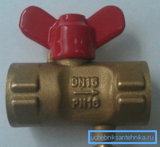 The crane 11B27p with a drainage and the screw cap. The crane 11B27p with a drainage and the screw cap.
