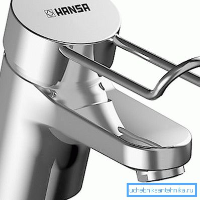 Extremely successful solution for the location of the lever