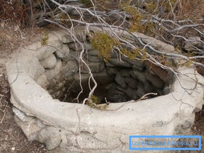 In addition to natural causes, water disappears as a result of accidents and interventions in the rock. In addition to natural causes, water disappears as a result of accidents and interventions in the rock.