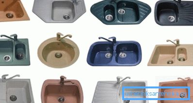 Quartz sinks, steel and copper sinks, sinks from marble, stainless steel, plastic, ceramics - this is an incomplete list of possible options.