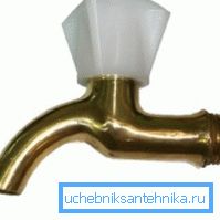 Brass valve with valve and spout Brass valve with valve and spout