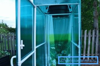 Easy shower cabin for giving with a polycarbonate locker room is a modern solution, characterized in that the design allows light to pass through. Easy shower cabin for giving with a polycarbonate locker room is a modern solution, characterized in that the design allows light to pass through.