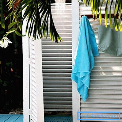 Summer shower makes the rest comfortable. Summer shower makes the rest comfortable.