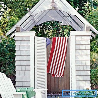 Summer shower is a must in the country. Summer shower is a must in the country.