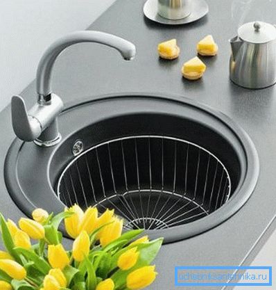 Amateur photo of a similar product installed on the worktop Amateur photo of a similar product installed on the worktop