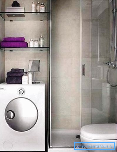 389 Small bathroom with corner shower