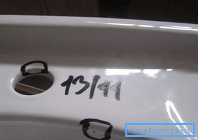 Marker marked chipped enamel