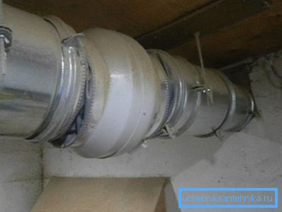 Mechanical ventilation in the house with their own hands Mechanical ventilation in the house with their own hands