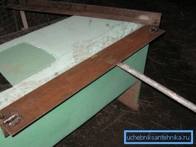 Metal corner will help in the work Metal corner will help in the work