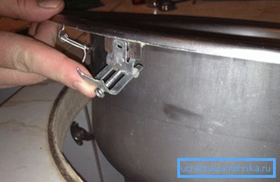 The method of fixing the shell depends on its design The method of fixing the shell depends on its design