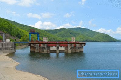 Many enterprises have their own water intake. Many enterprises have their own water intake.