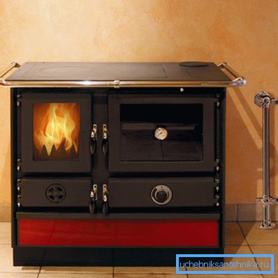 The multipurpose heating cooking furnace with a water contour Magnum Super Termo The multipurpose heating cooking furnace with a water contour Magnum Super Termo