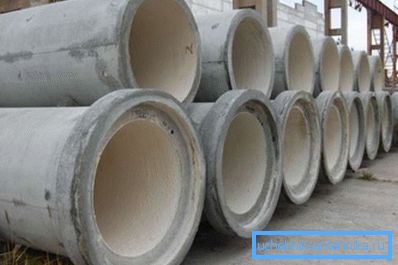 Monolithic concrete pipes for a well guarantee durability, high strength. Monolithic concrete pipes for a well guarantee durability, high strength.