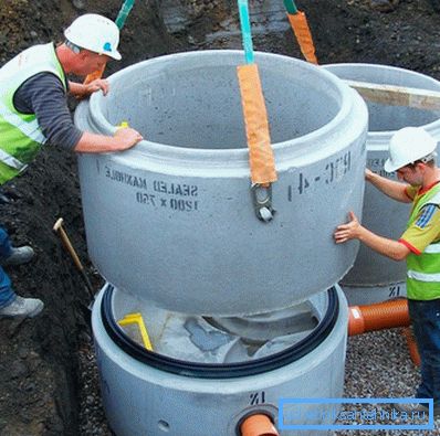 Installation of a sewer well Installation of a sewer well