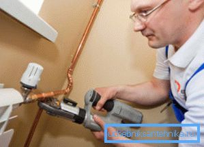 Installation of copper pipes
