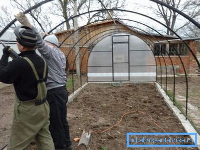 Installation of greenhouses from pipes with a rectangular section Installation of greenhouses from pipes with a rectangular section