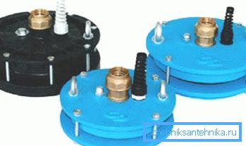 On the photo - wellheads On the photo - wellheads