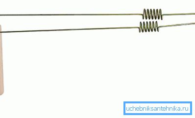 In the photo - wire arrows are already mass industrial production - a fact that says a lot