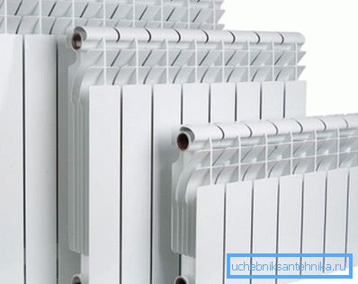 In the photo - aluminum radiators with different center distance. In the photo - aluminum radiators with different center distance.