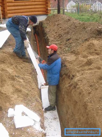 In the photo - additional water supply insulation In the photo - additional water supply insulation
