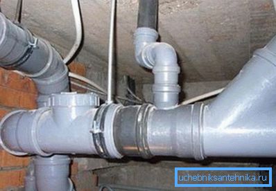 In the photo - ready sewer system in the basement In the photo - ready sewer system in the basement