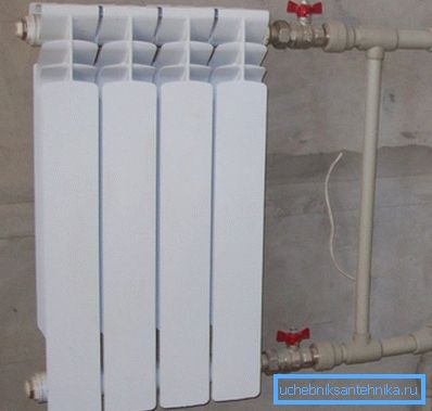 In the photo, the use of ball valves when installing a heating radiator