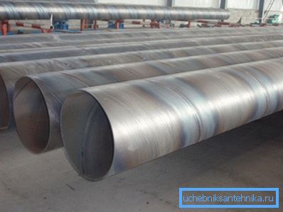 The photo shows the pipes made with the use of spiral welding technology. The photo shows the pipes made with the use of spiral welding technology.