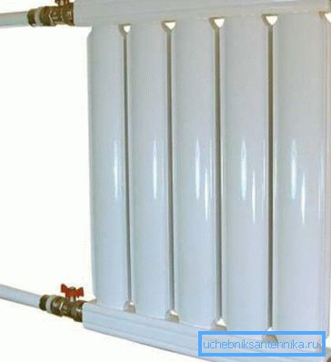 In the photo - cast battery In the photo - cast battery