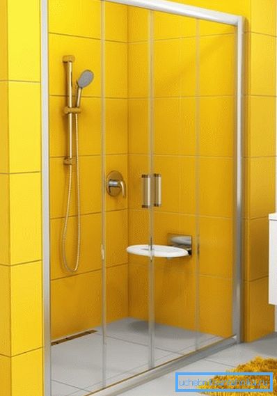 In the photo - the door closing mechanism will not allow water to enter the room. In the photo - the door closing mechanism will not allow water to enter the room.