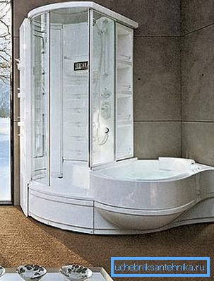 In the photo - multifunctional shower cabin with Alvea bath. In the photo - multifunctional shower cabin with Alvea bath.